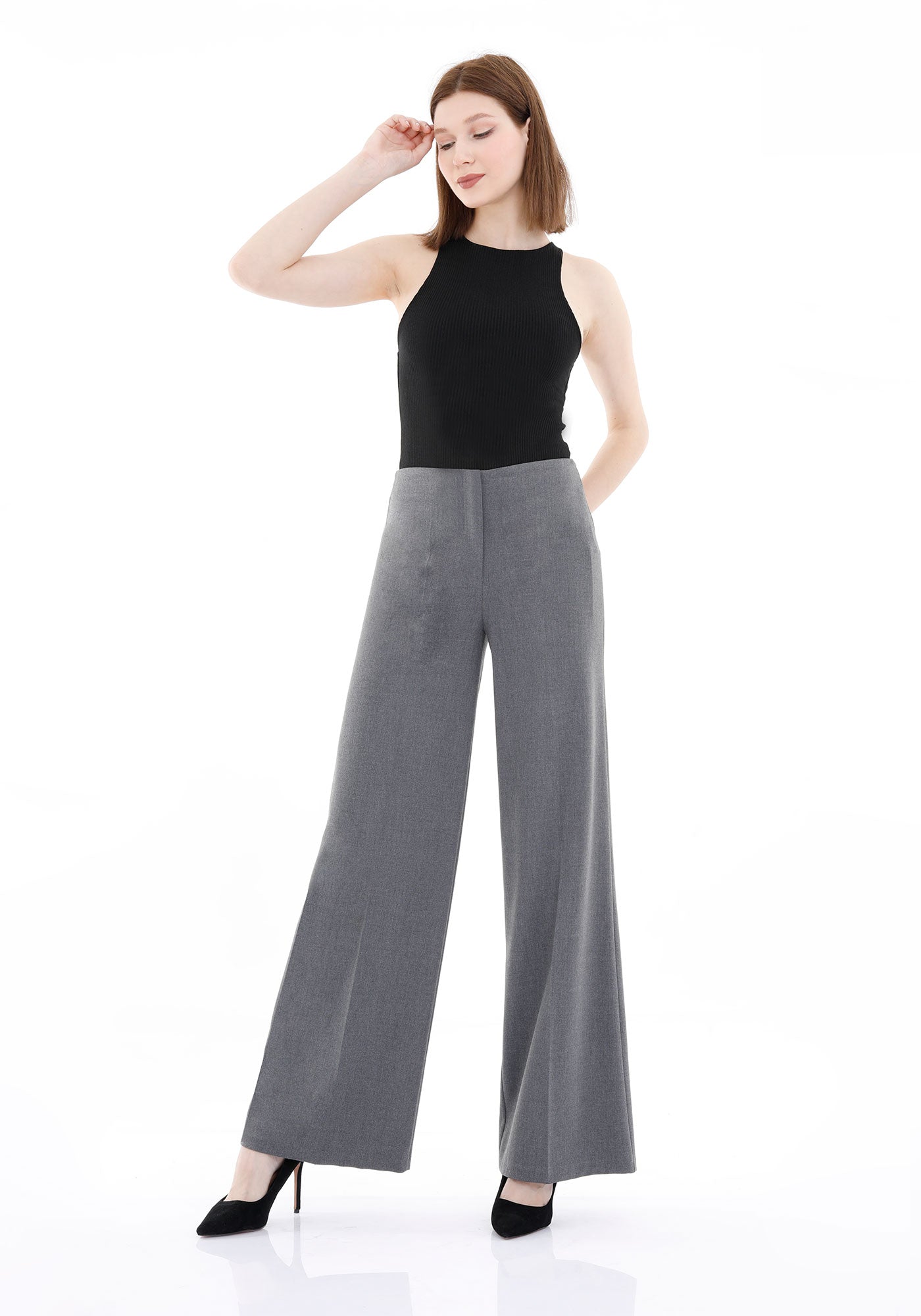 Grey Straight-Leg Pants for a Sleek and Stylish Look G-Line