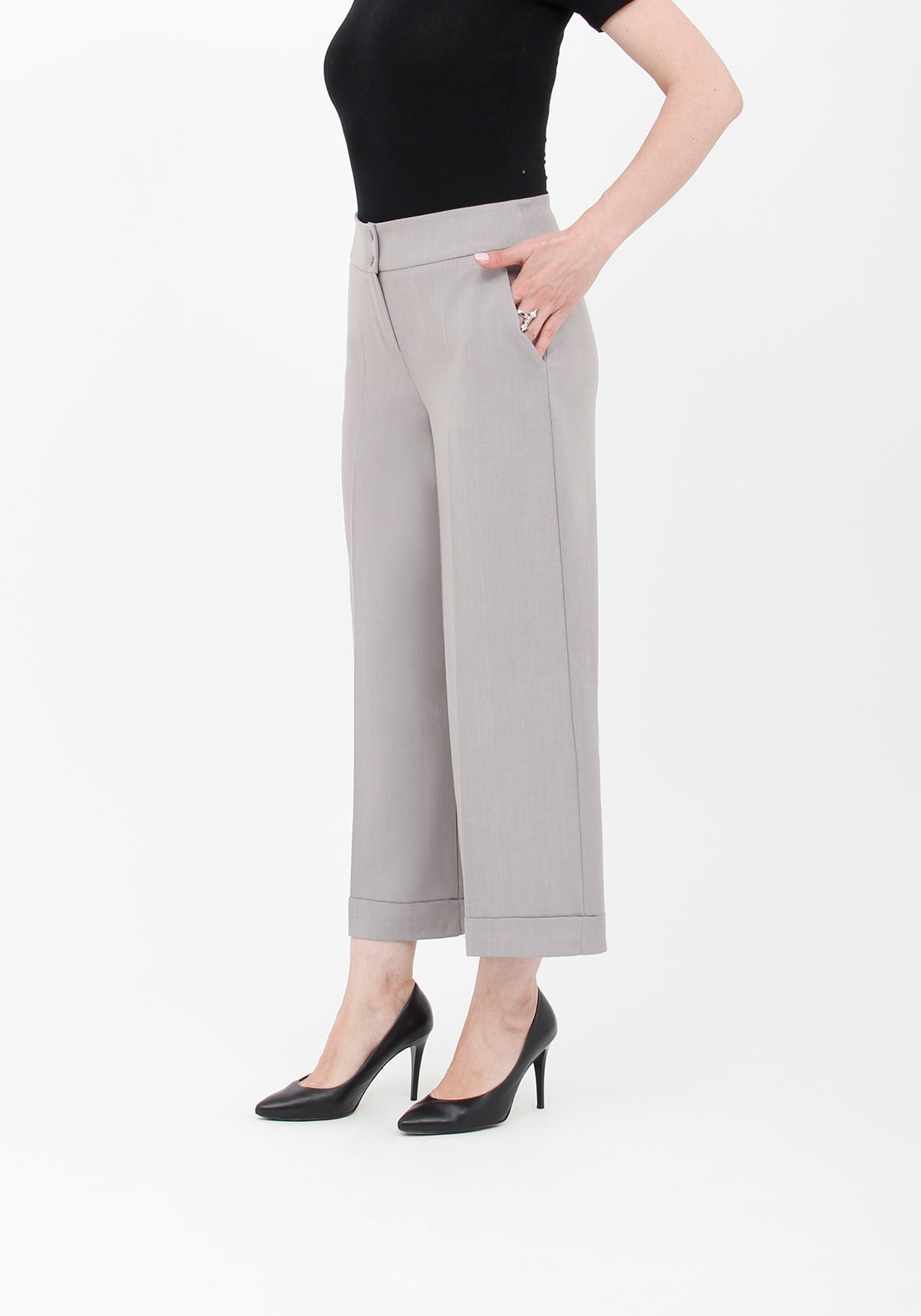 Elevate Your Look: Women's Light Grey Wide Leg Cropped Pants G-Line