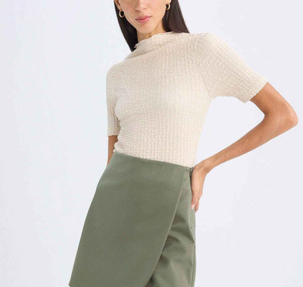 Knitted Slim Fit Mock Neck Short Sleeve Short Sleeve T-Shirt