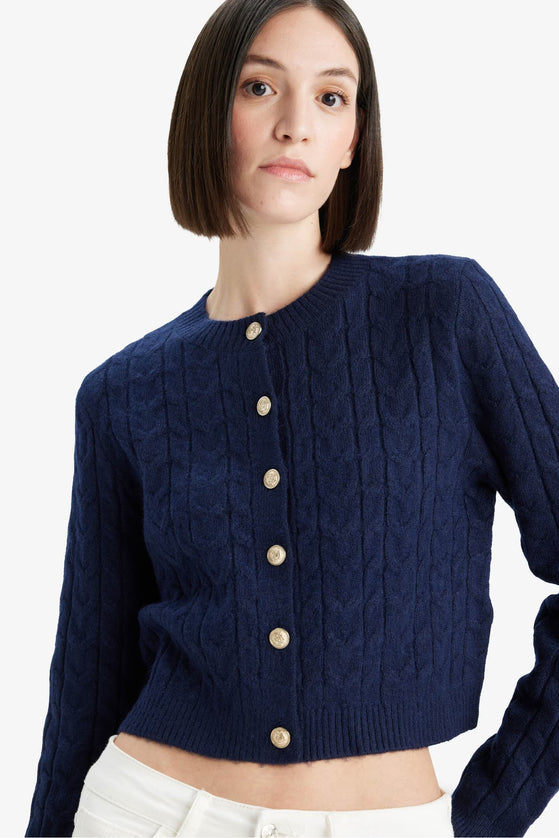 Regular Fit Crew Neck Knitted Buttoned Knitwear Cardigan