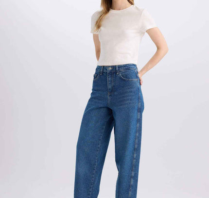 Mom Fit High Waist Skinny Leg Washed Jeans