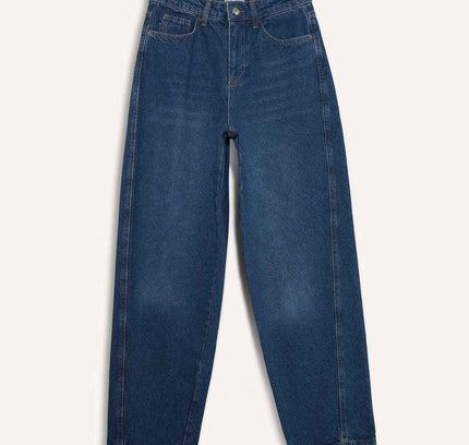 Mom Fit High Waist Skinny Leg Washed Jeans