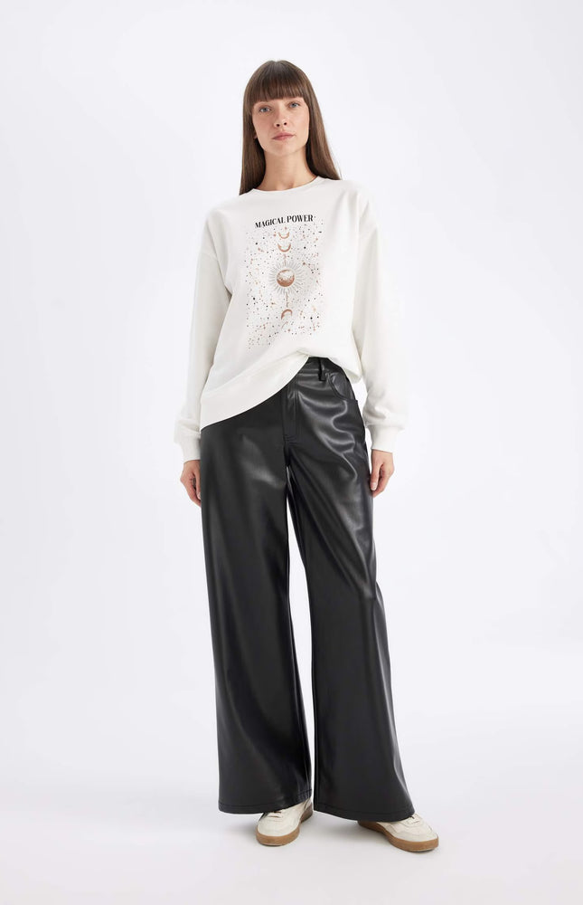 Relax Fit Crew Neck Printed Thin Casual Sweatshirt