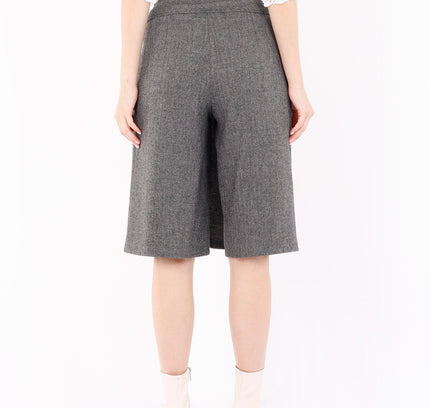 Grey Knee Length Shorts - G - Line