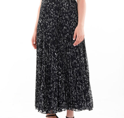 Plus Size Black Chiffon Pattern Plisse Maxi Skirt - G - Line