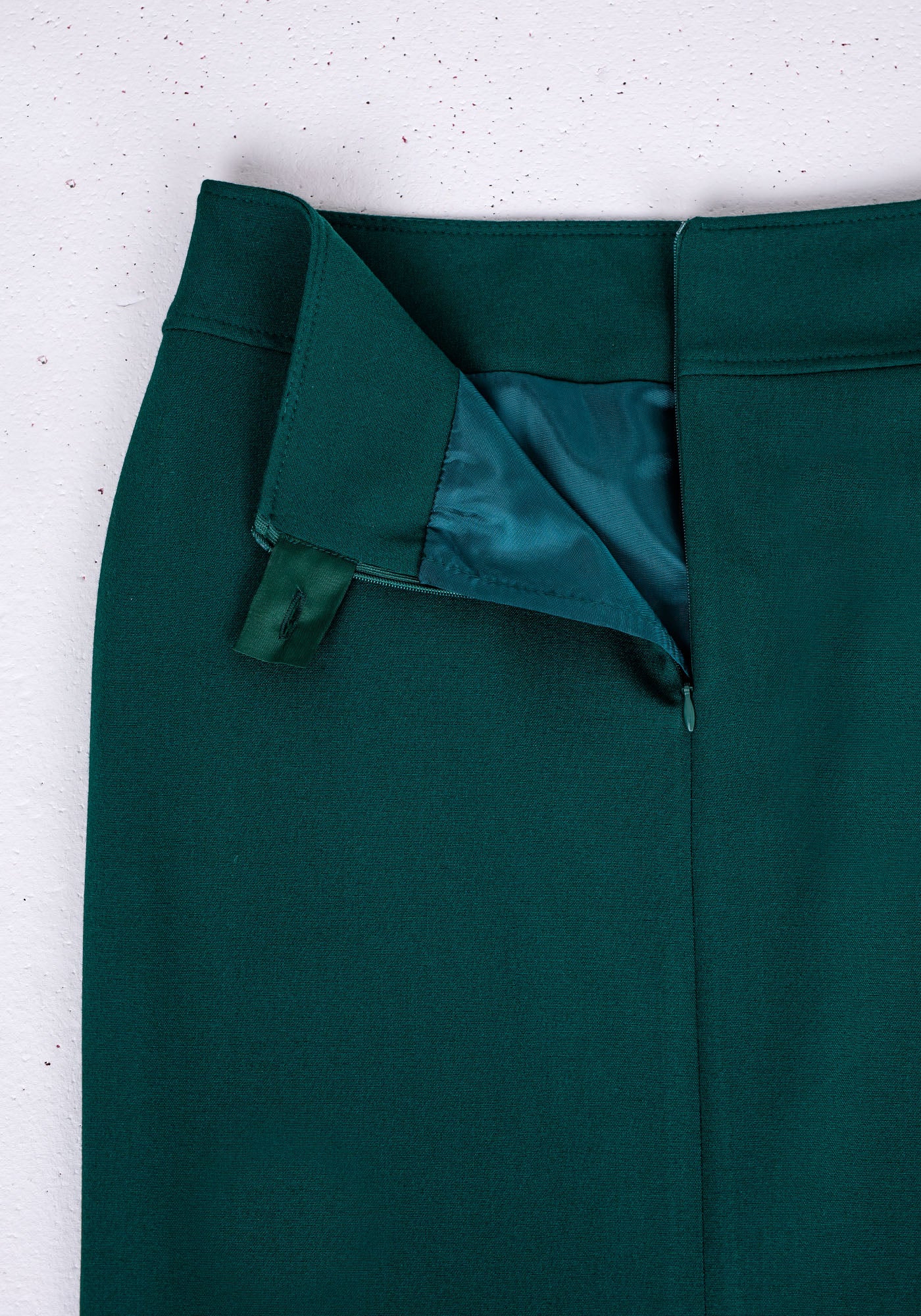 Green Back Vented Midi Pencil Skirt for Women G-Line