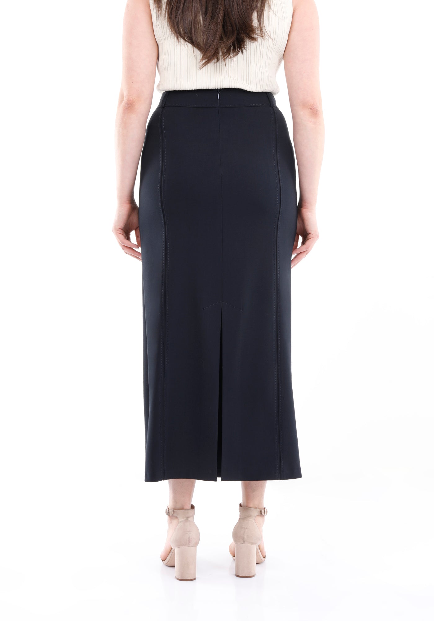 Guzella Women's Plus Size Buttoned Maxi Pencil Skirt with Kick Pleat Guzella