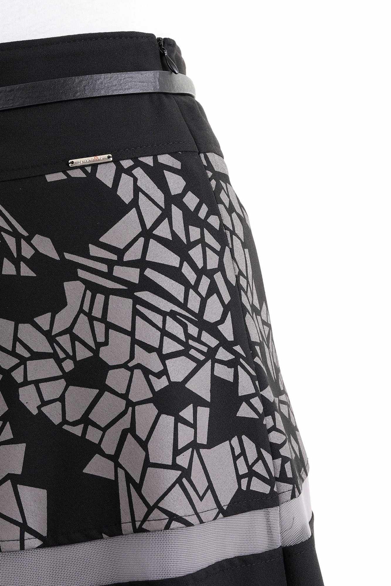 Guzella Women’s High Waist A-Line Pleated Woven Midi Skirt with Belt Loops (Black) Guzella