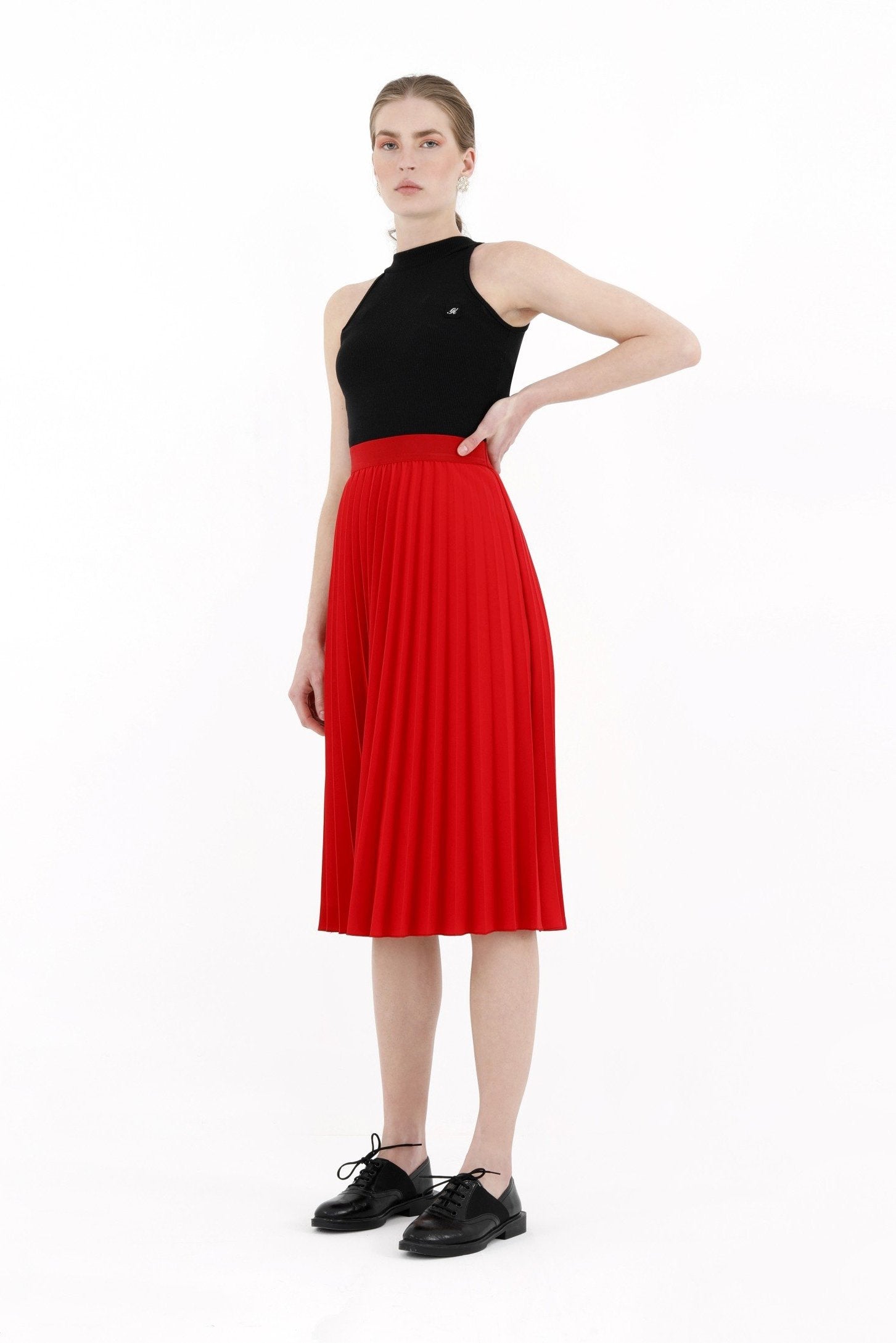 Pleated Skirt High Waist Elastic Waist Band Midi Skirt G-Line
